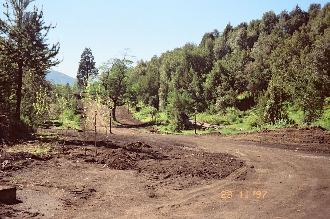 Apertura de trazas del loteo Los Cipreses, noviembre de 1997.